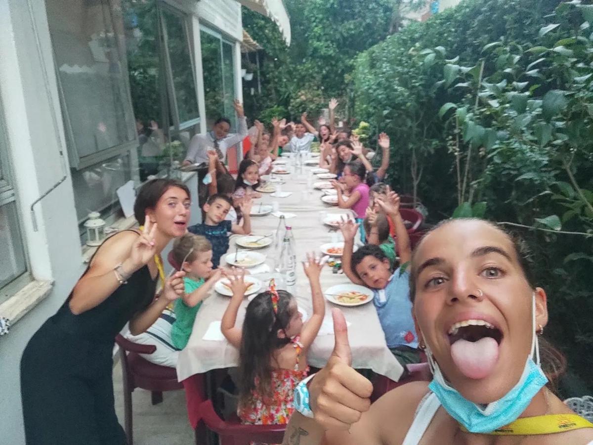 ג'וליאנובה Zenit Hotel מראה חיצוני תמונה
