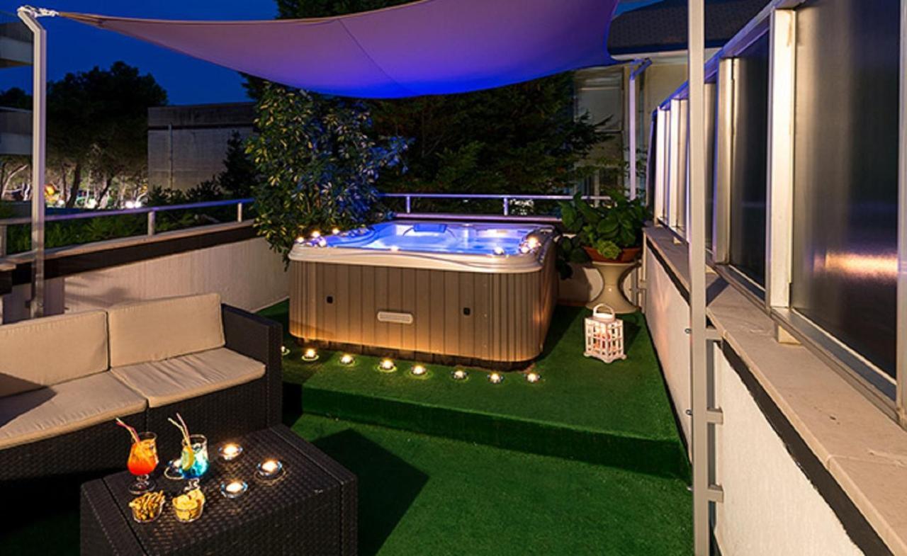 ג'וליאנובה Zenit Hotel מראה חיצוני תמונה